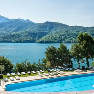 Le Clos De L'ecrin Du Lac Resort