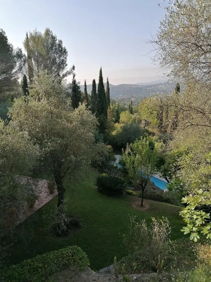 Bed & Breakfast La Perasceda Bed and Breakfast Spéracèdes